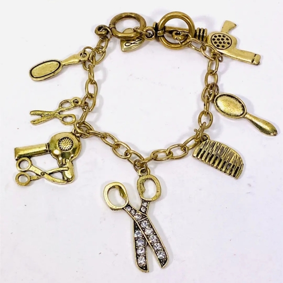 "A HAIRDRESSER’S TOOLS!" SUPER CUTE CHARMS BRACELET NEW! - Picture 3 of 3